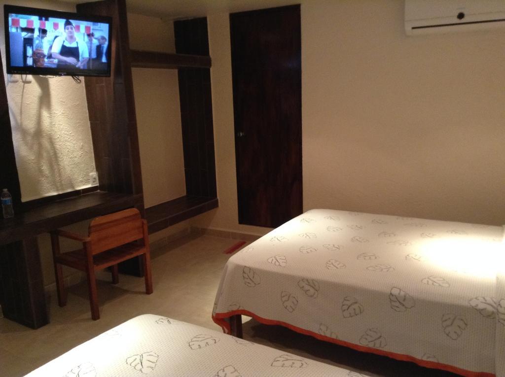 Hotel Ashly Acapulco Exterior foto